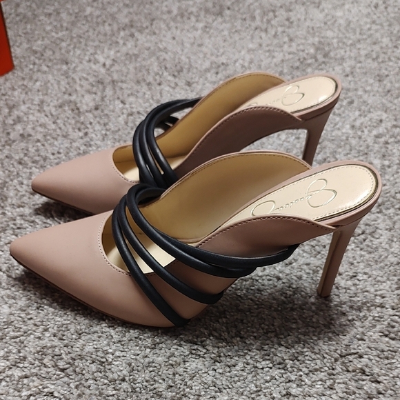 Jessica Simpson Nude and Black Strappy Heels - Picture 2 of 6